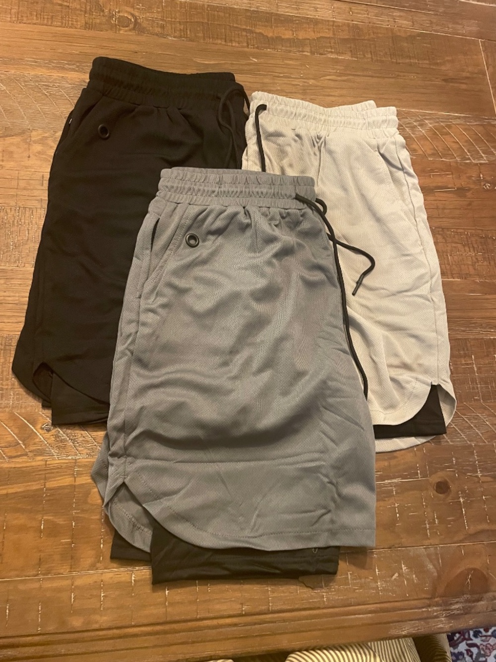 3 pair new men’s large lined gym shorts quick dry - Picture 2 of 2